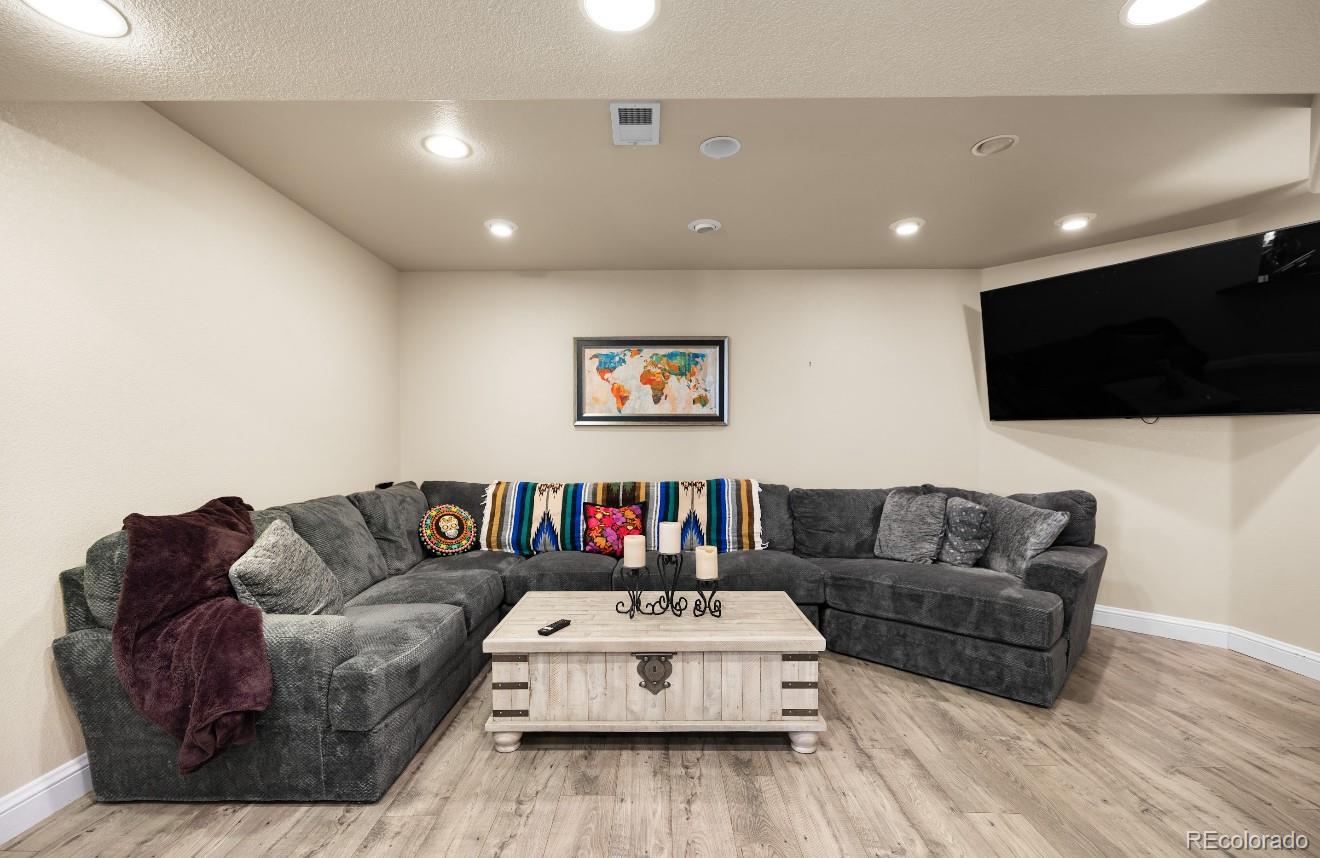 10215 W Wesley Drive Lakewood CO 80227