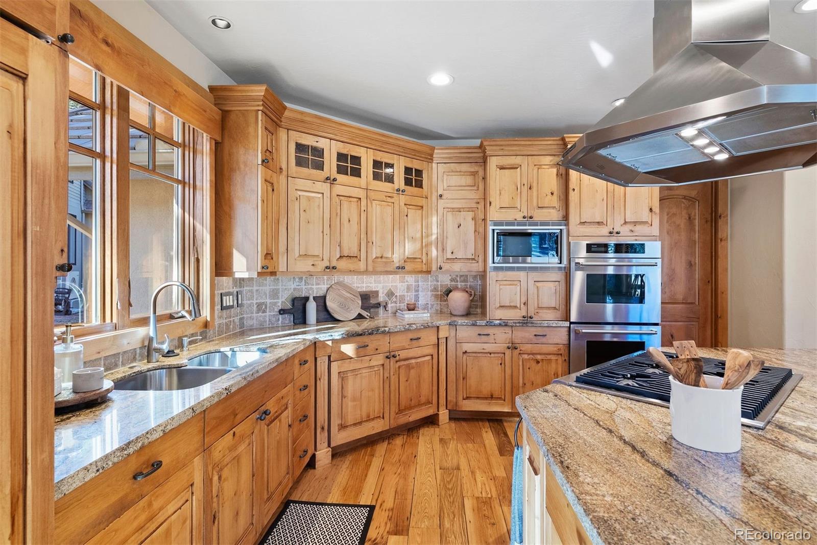 31271 Island Drive Evergreen CO 80439