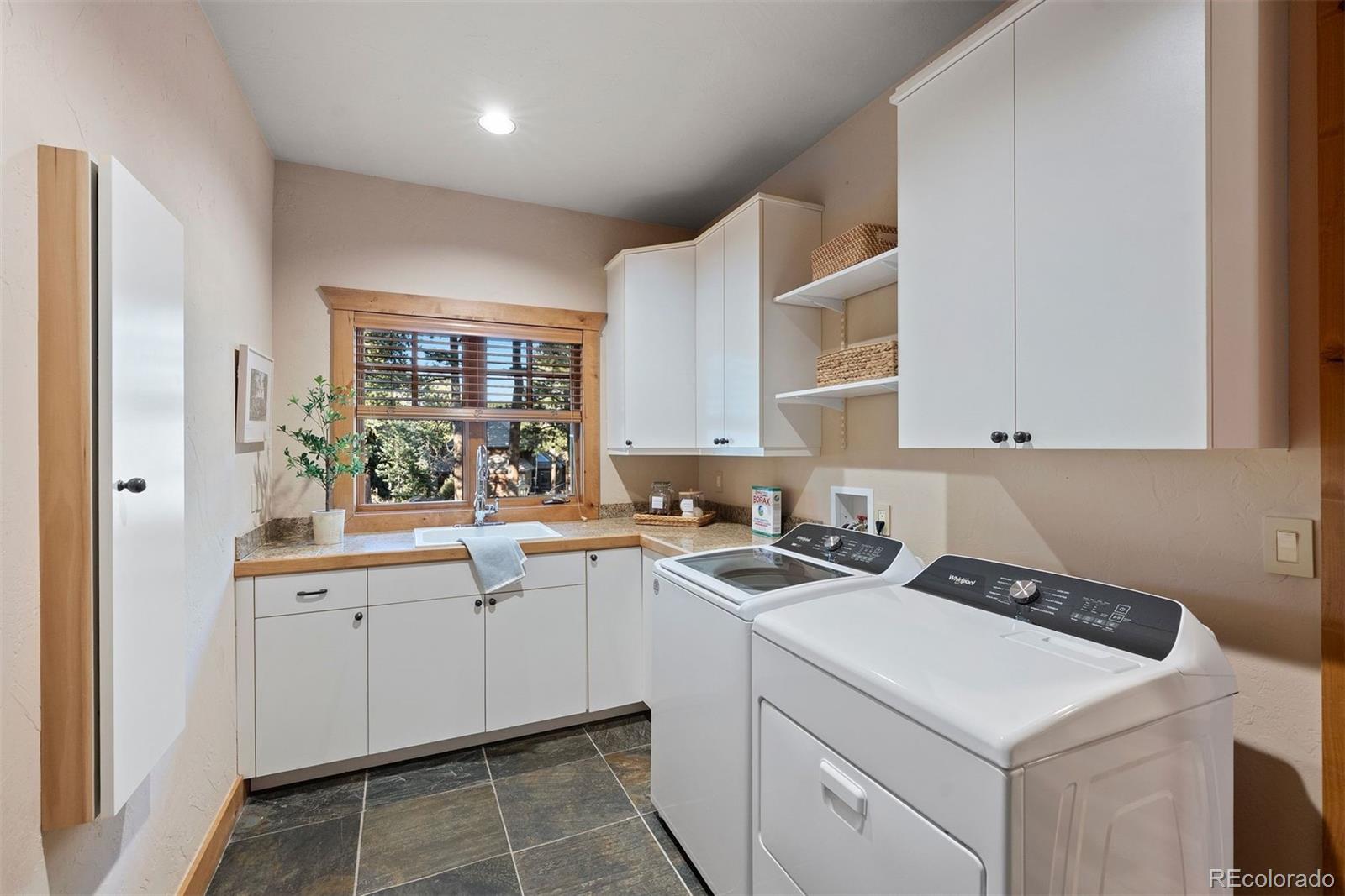 31271 Island Drive Evergreen CO 80439