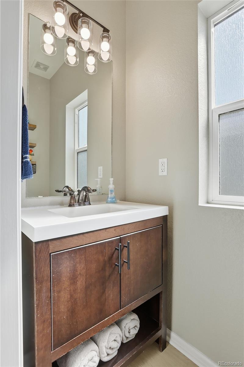 5548 Killarney Court Denver CO 80249