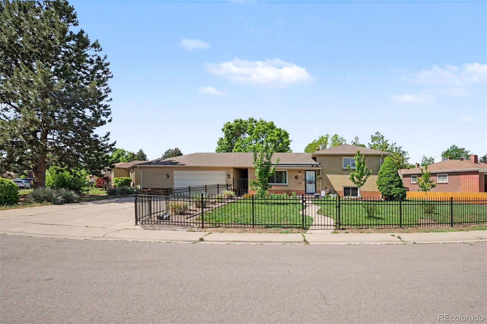 2567 S Uno Way Denver CO 80219