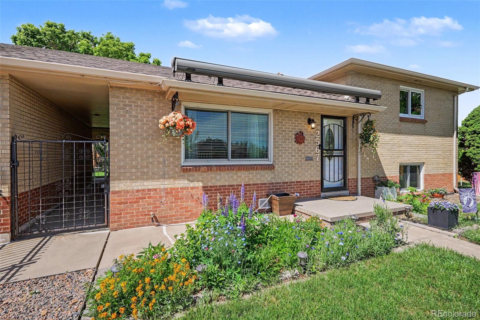 2567 S Uno Way Denver CO 80219