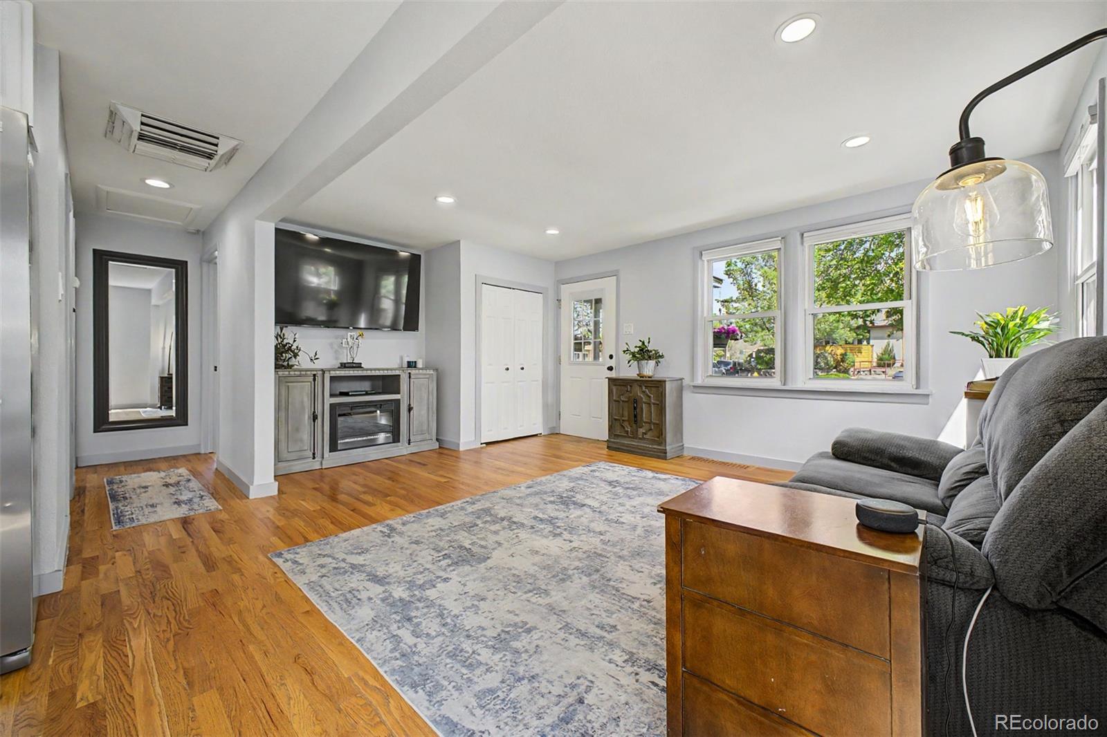 901 S Locust Street Denver CO 80224