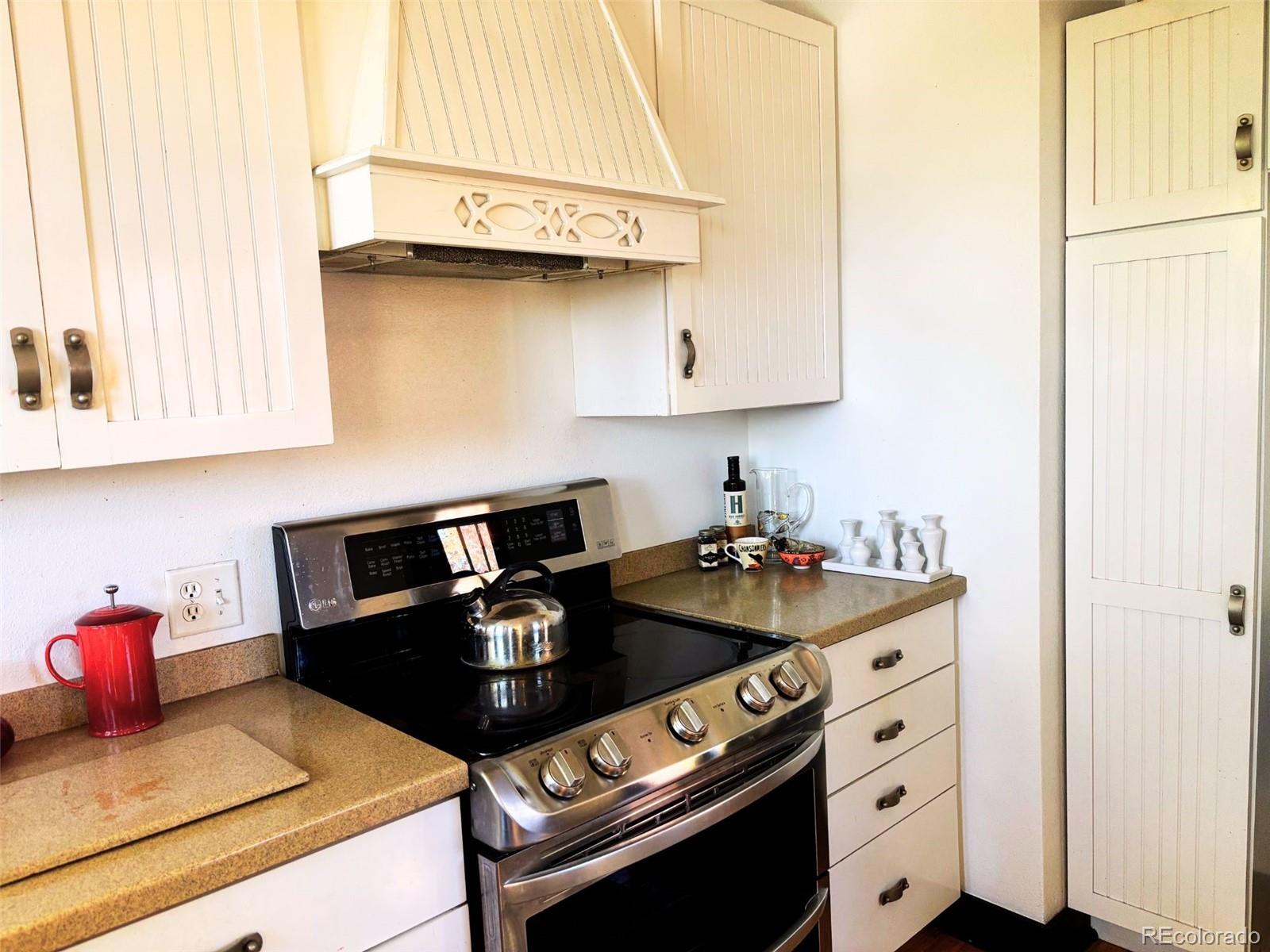 4712 W Hayward Place Denver CO 80212