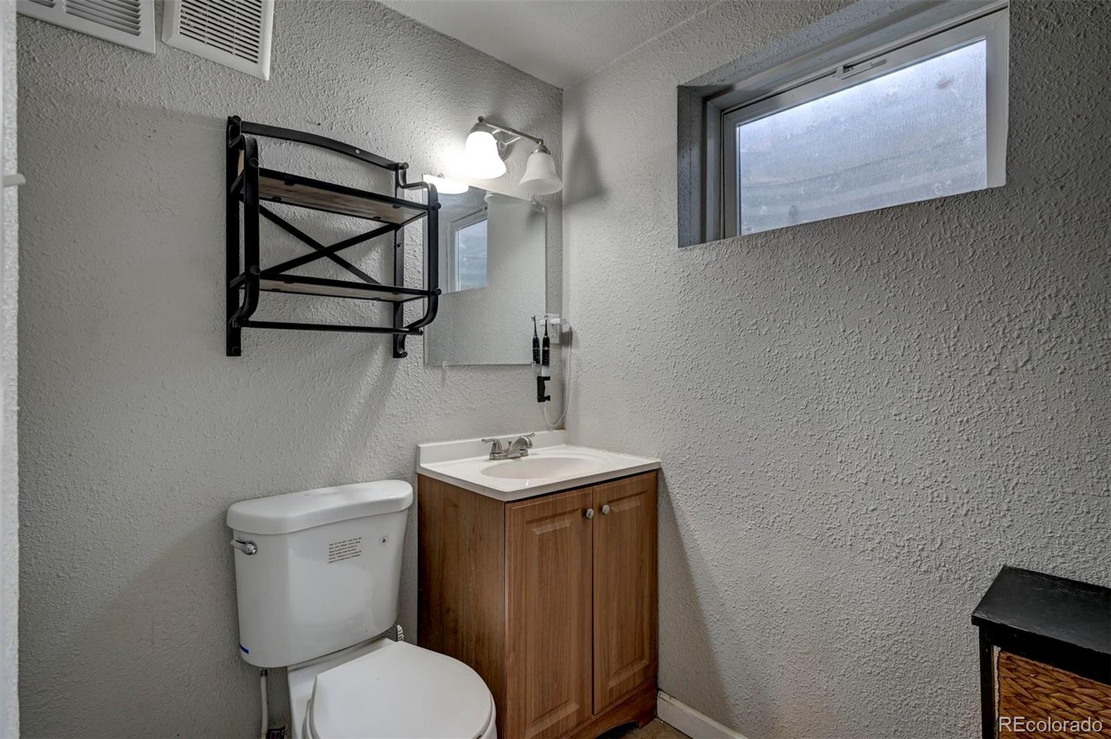 1222 Hartford Street Colorado Springs CO 80906