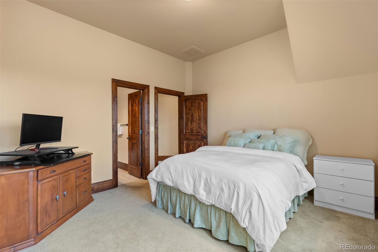 7800 E 6th Avenue Denver CO 80230