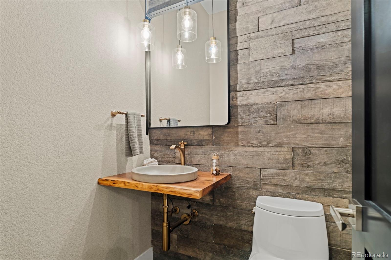 8280 Bannock Drive Larkspur CO 80118