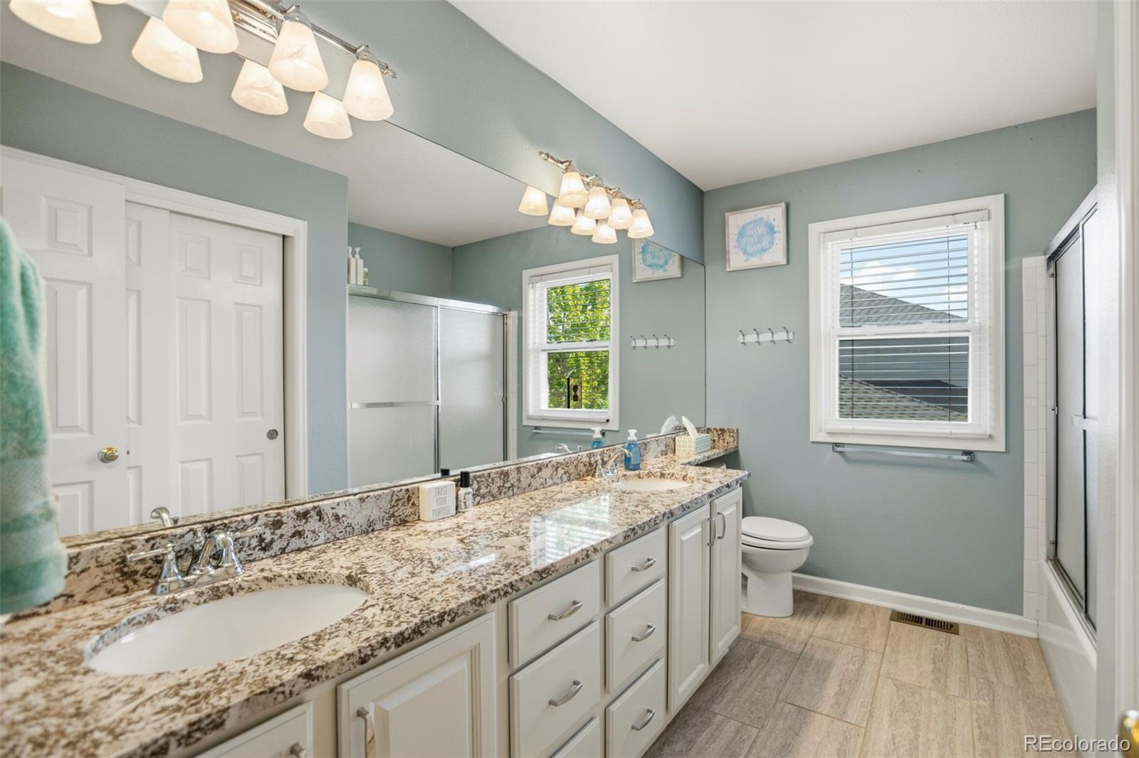 5606 S Helena Court Centennial CO 80015