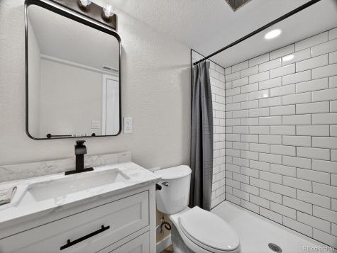 6984 Owens Street Arvada CO 80004