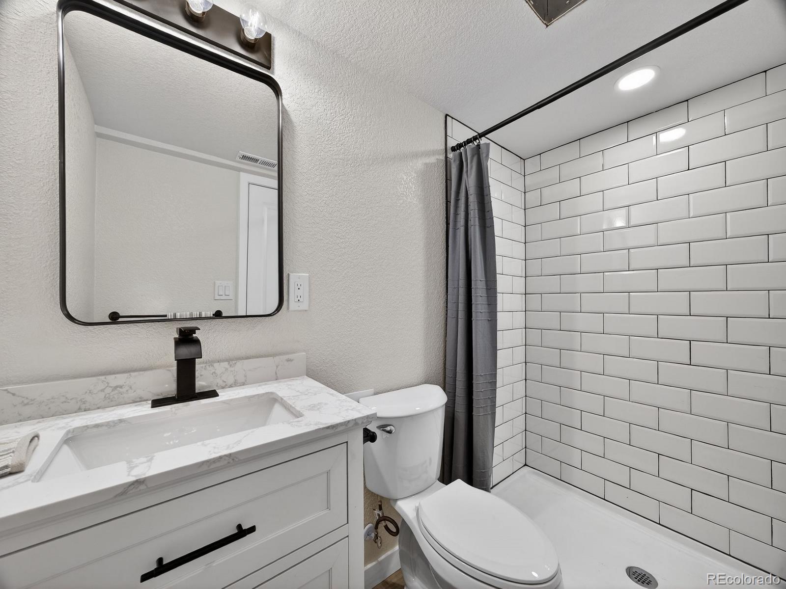 6984 Owens Street Arvada CO 80004