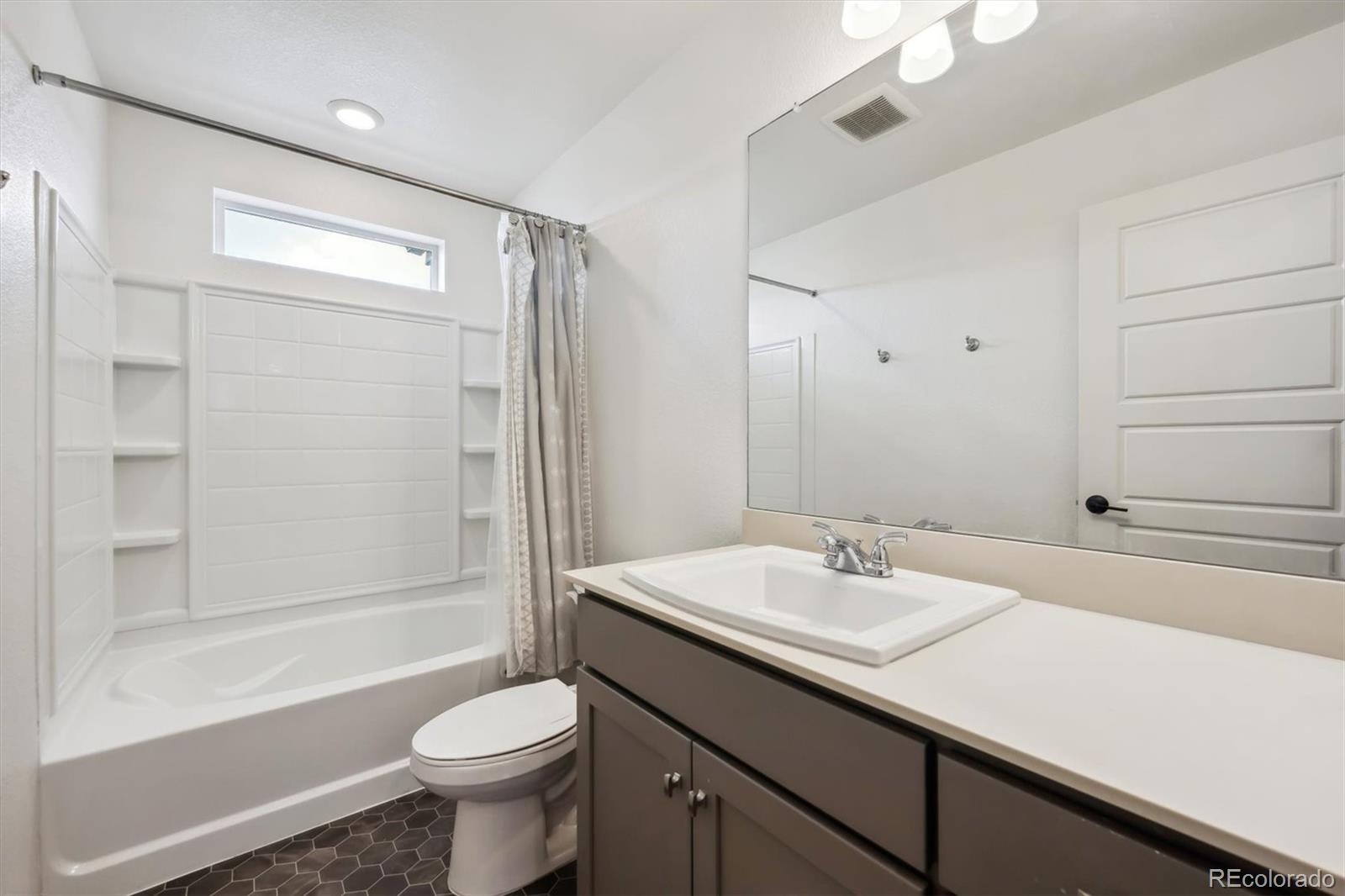 10224 Worchester Street Commerce City CO 80022