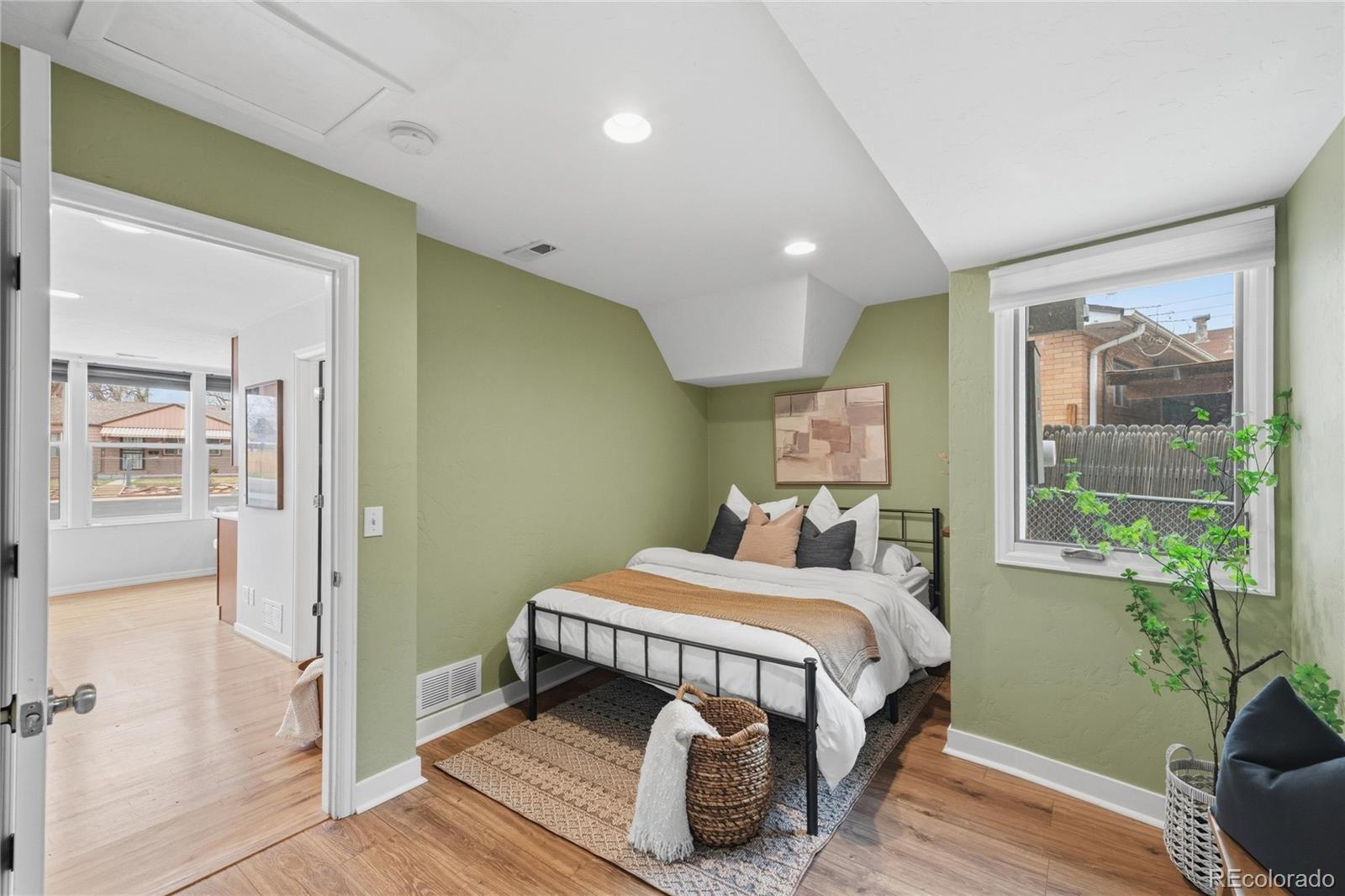 1290 S Raleigh Street Denver CO 80219