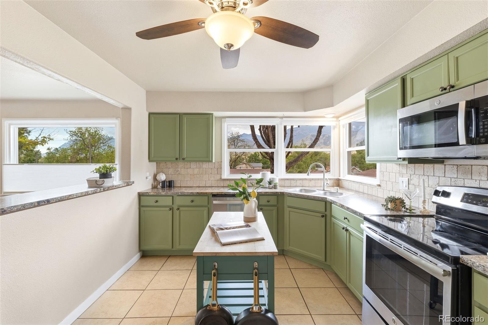 2206 W Uintah Street Colorado Springs CO 80904