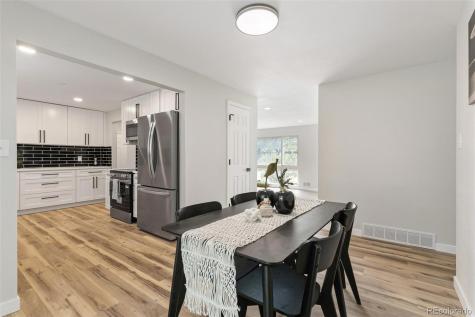 3148 Quentin Street Aurora CO 80011