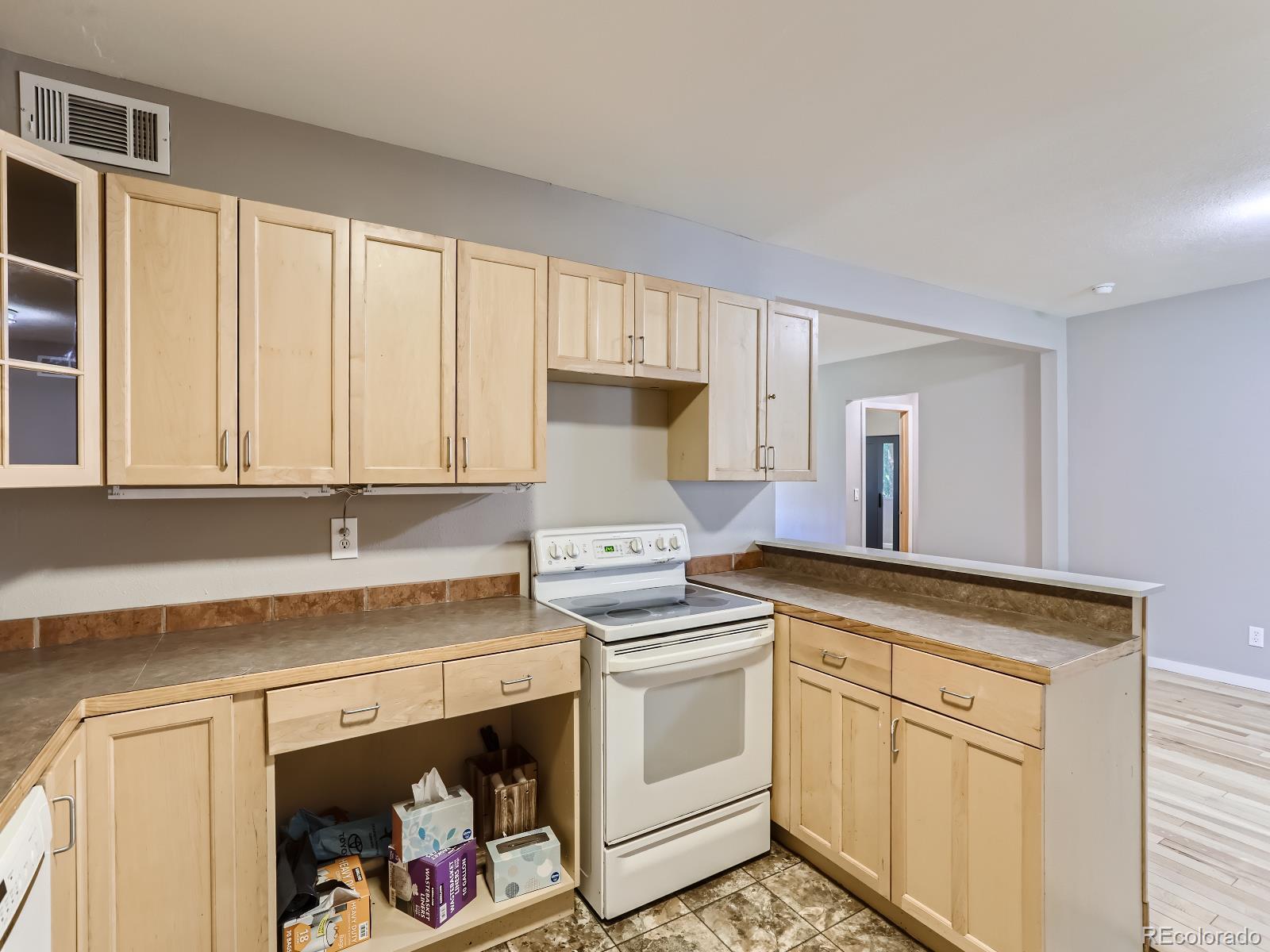 740 Troy Court Aurora CO 80011