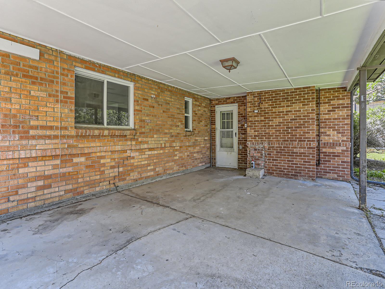 740 Troy Court Aurora CO 80011