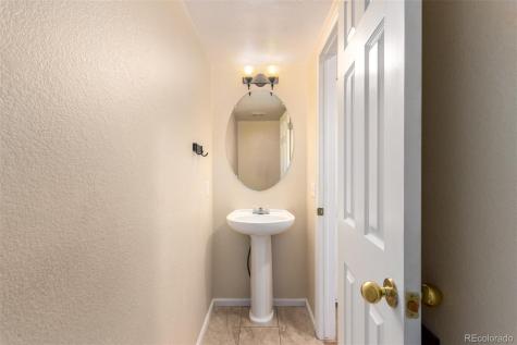 22040 E Princeton Circle Aurora CO 80018