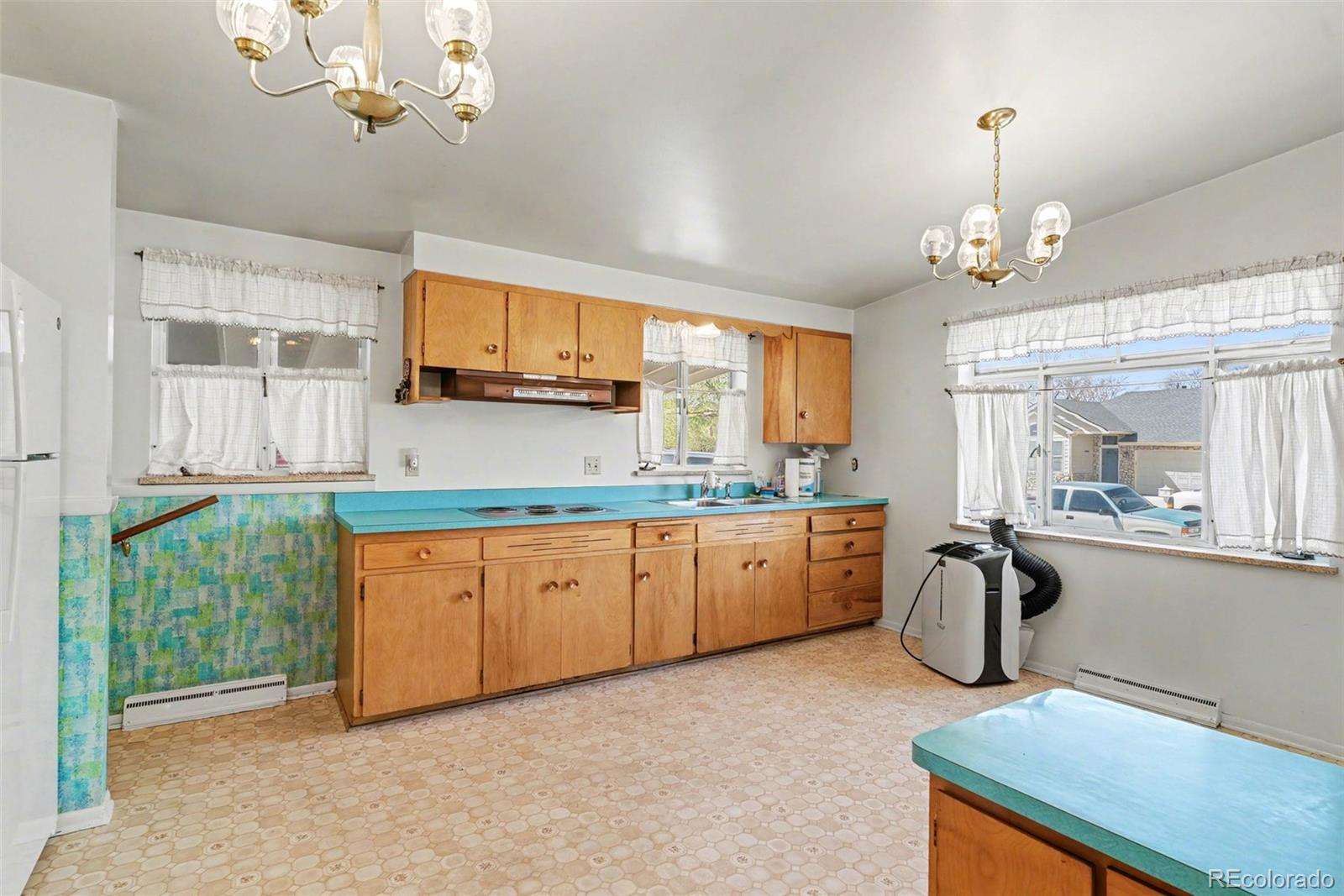 1018 S Krameria Street Denver CO 80224
