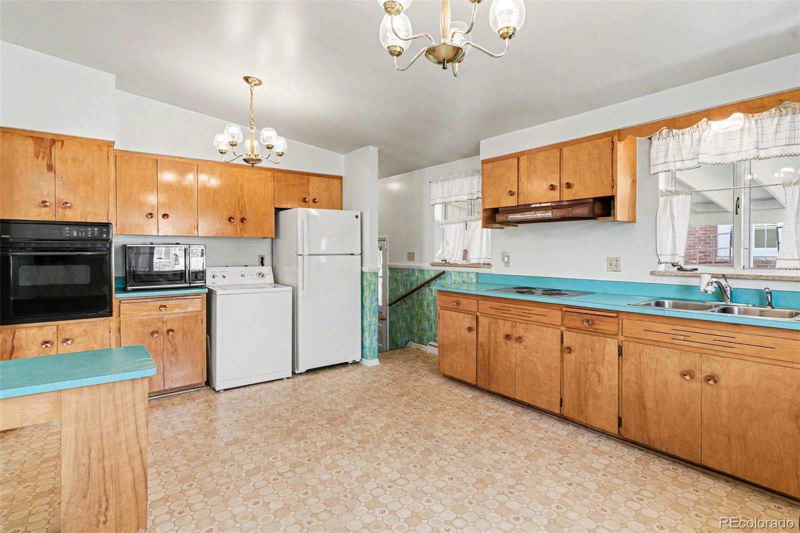 1018 S Krameria Street Denver CO 80224