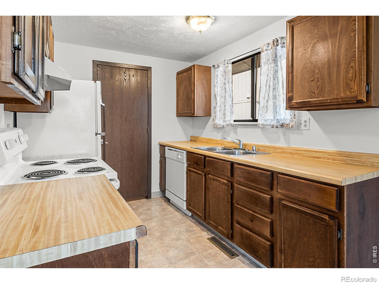 1912 Cheshire Street Fort Collins CO 80526