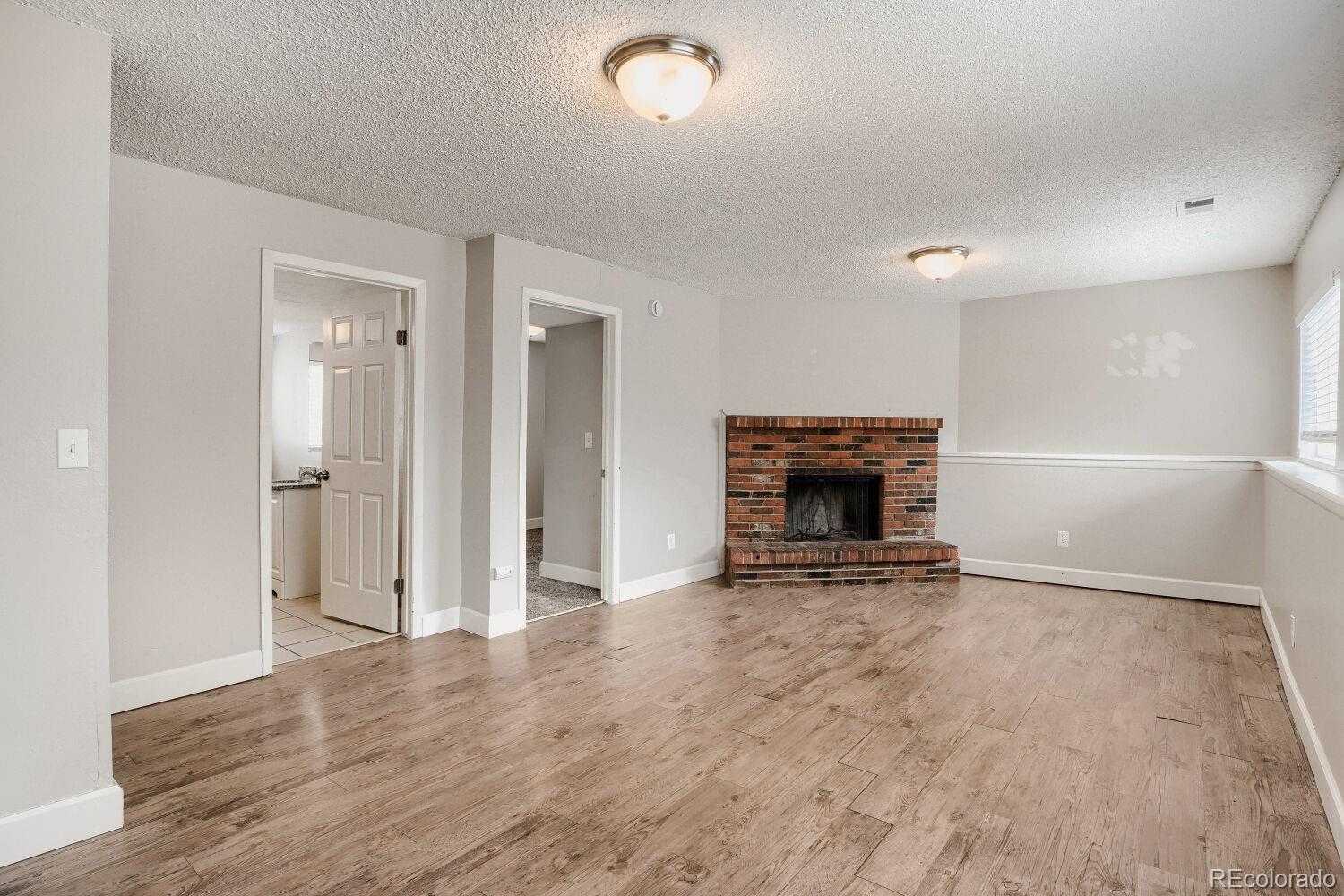 2061 S Richfield Street Aurora CO 80013