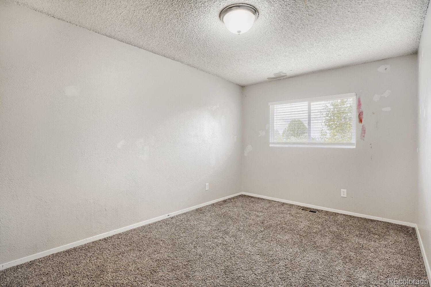 2061 S Richfield Street Aurora CO 80013