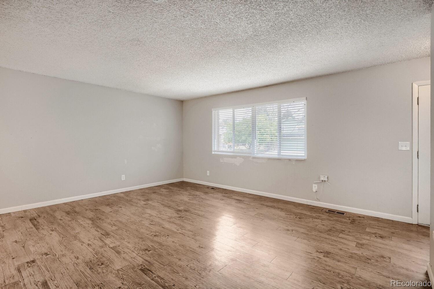 2061 S Richfield Street Aurora CO 80013