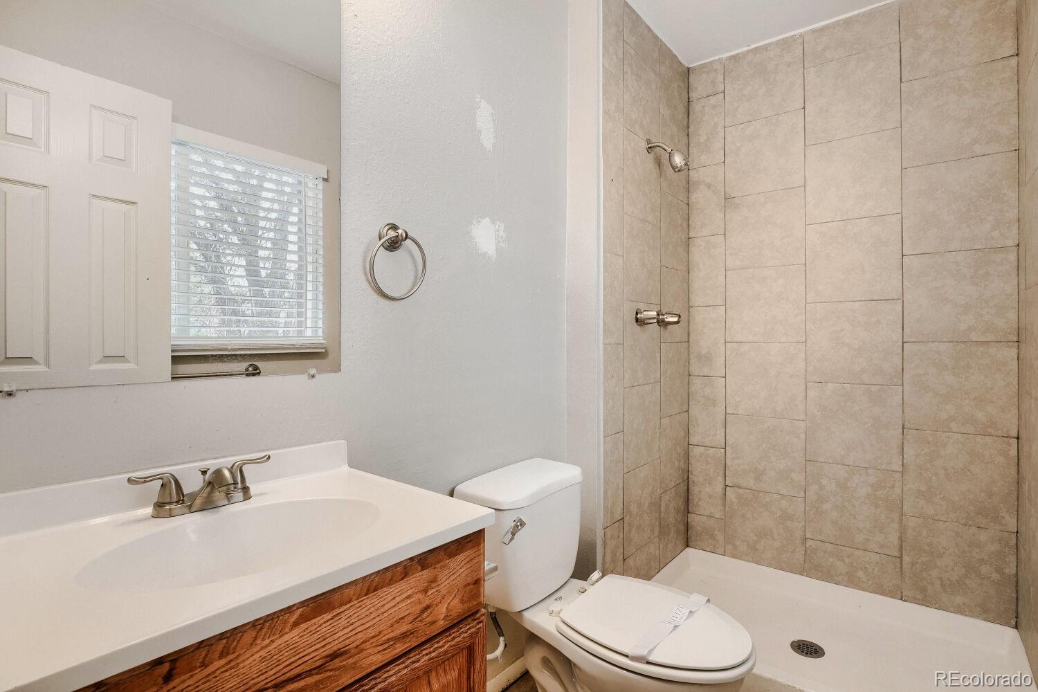 2061 S Richfield Street Aurora CO 80013