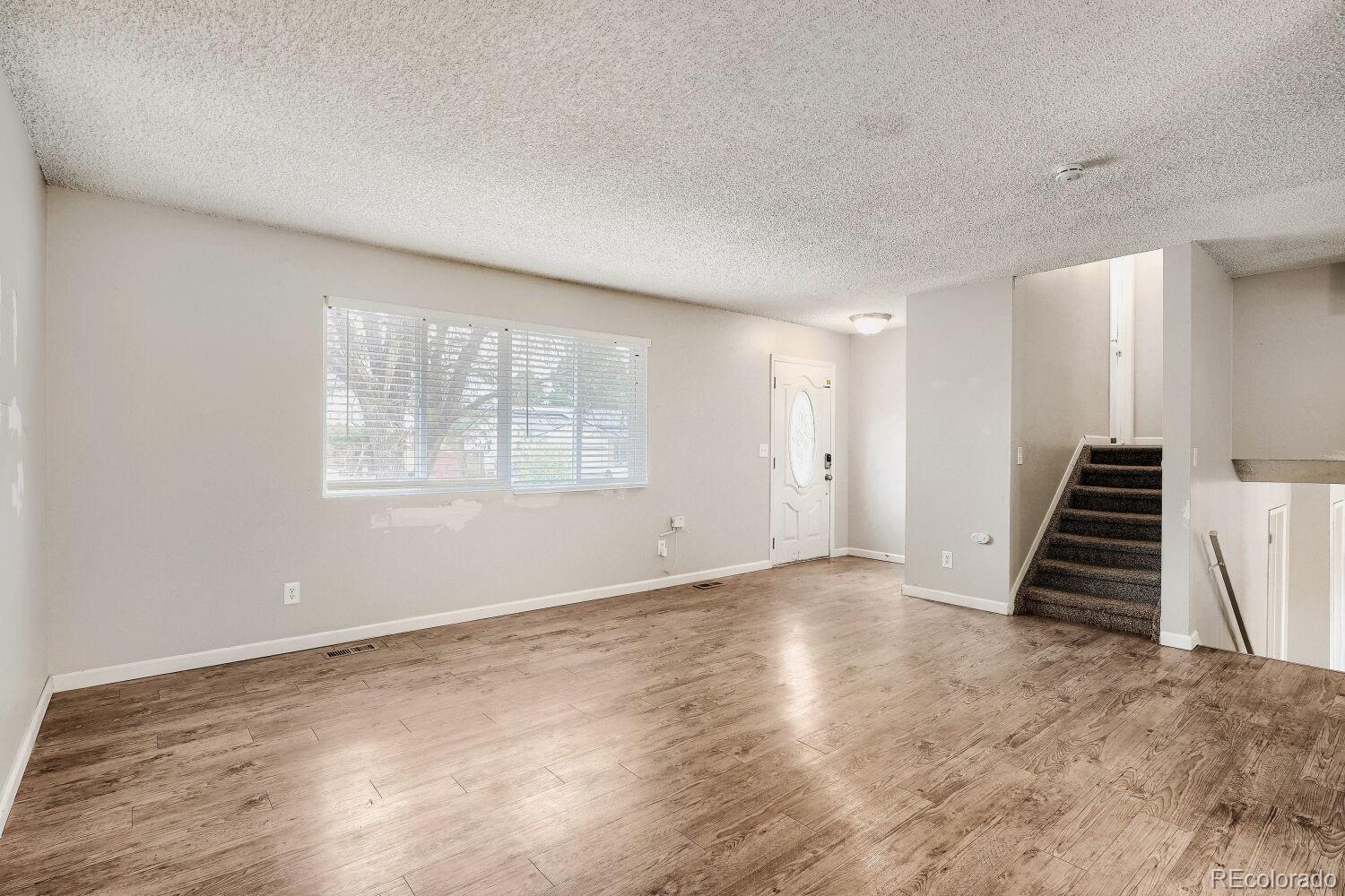 2061 S Richfield Street Aurora CO 80013