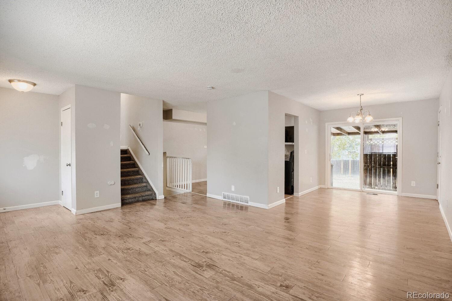 2061 S Richfield Street Aurora CO 80013
