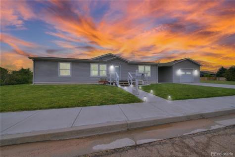 539 W 9th Street Akron CO 80720