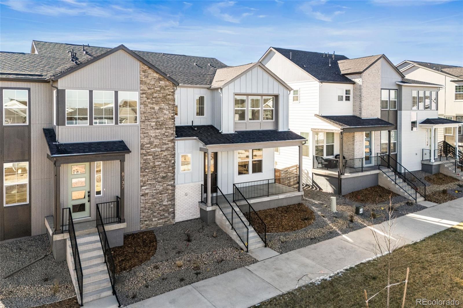8735 Whiteclover Street Littleton CO 80125