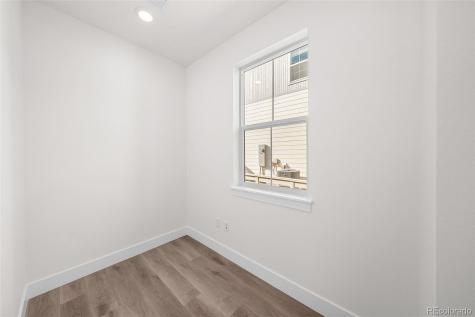 8735 Whiteclover Street Littleton CO 80125
