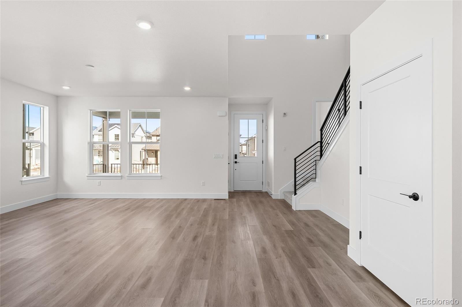8735 Whiteclover Street Littleton CO 80125