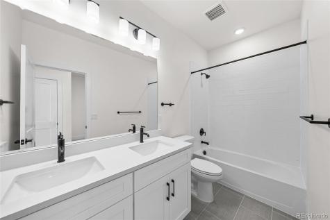 8735 Whiteclover Street Littleton CO 80125