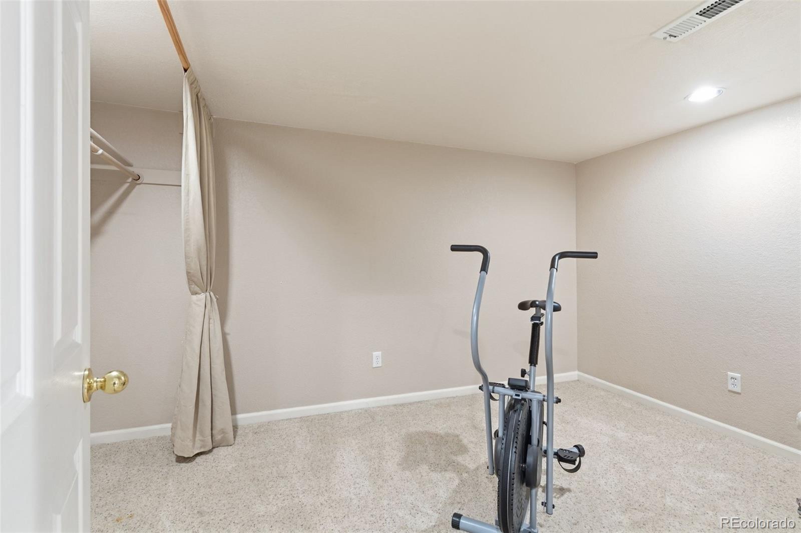 5257 S Bahama Circle Centennial CO 80015
