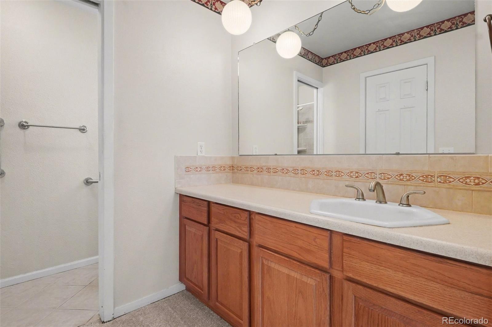 5571 W Kent Place Denver CO 80235