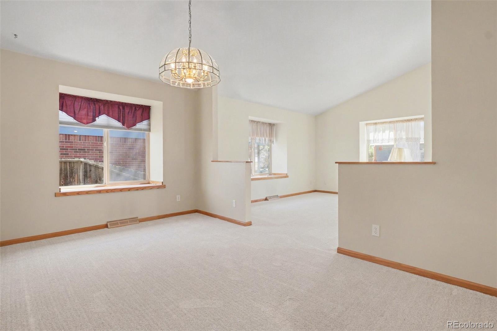 5571 W Kent Place Denver CO 80235