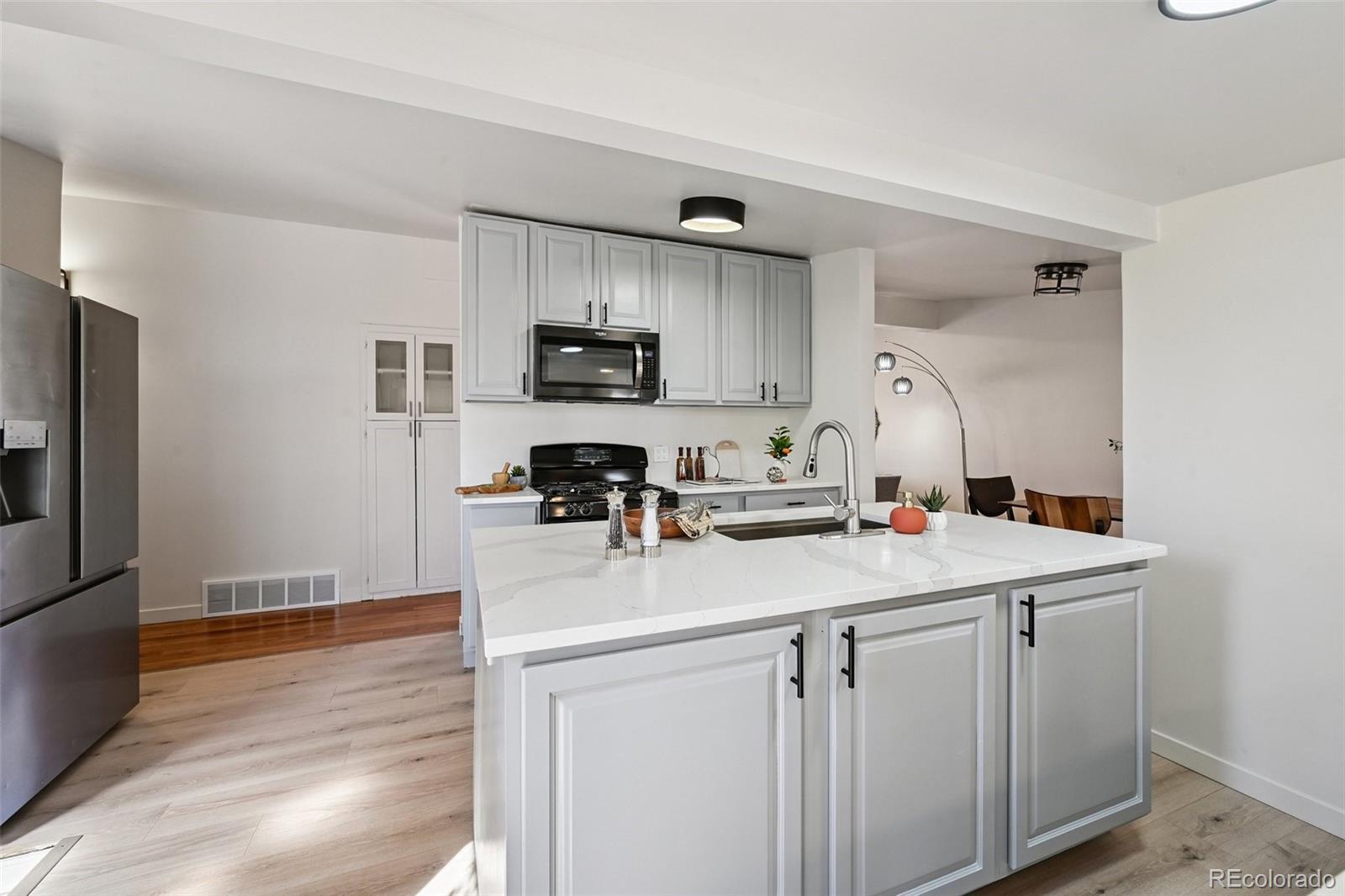 2580 Valley View Drive Denver CO 80221