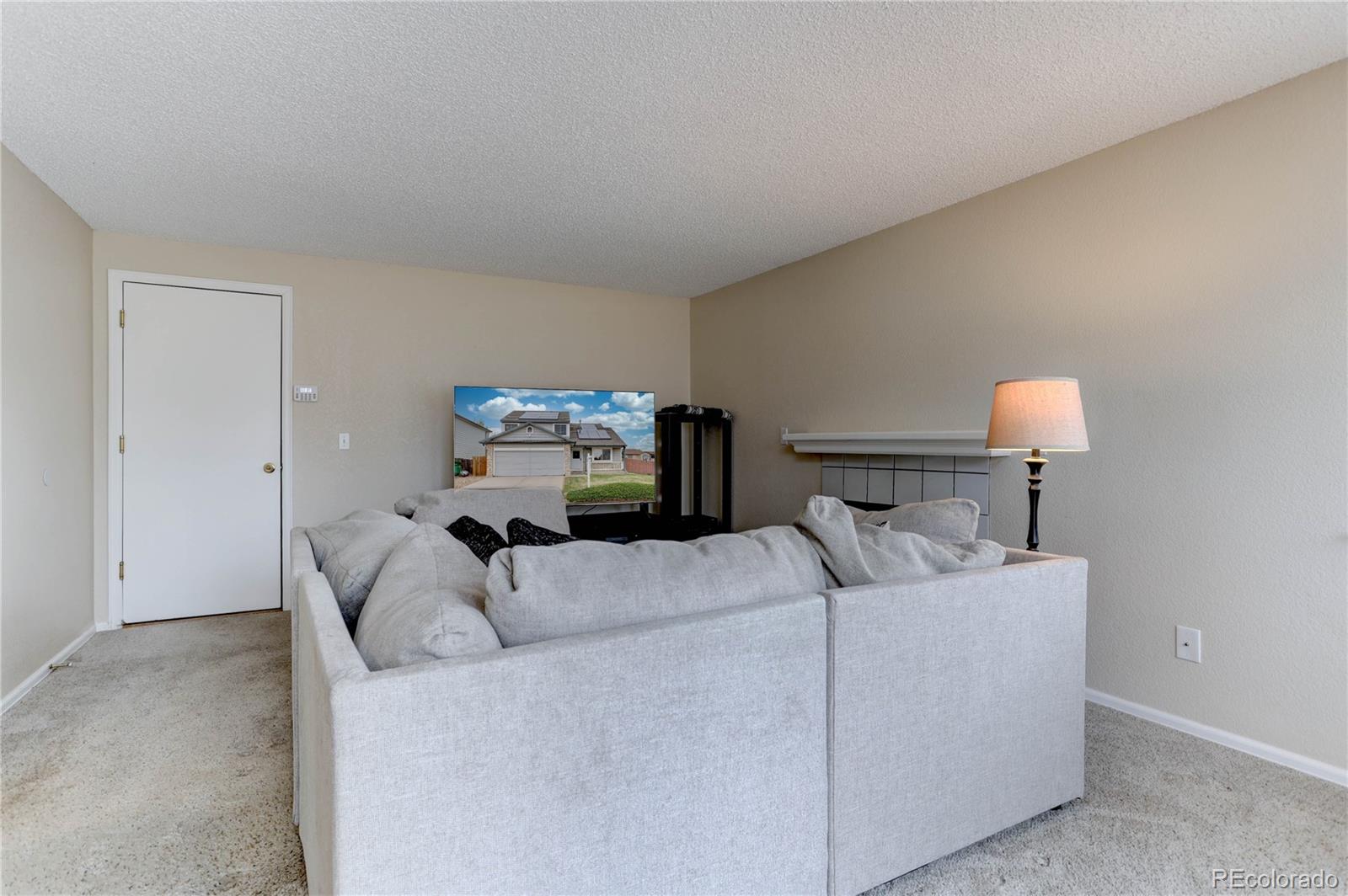 4913 S Dunkirk Way Centennial CO 80015