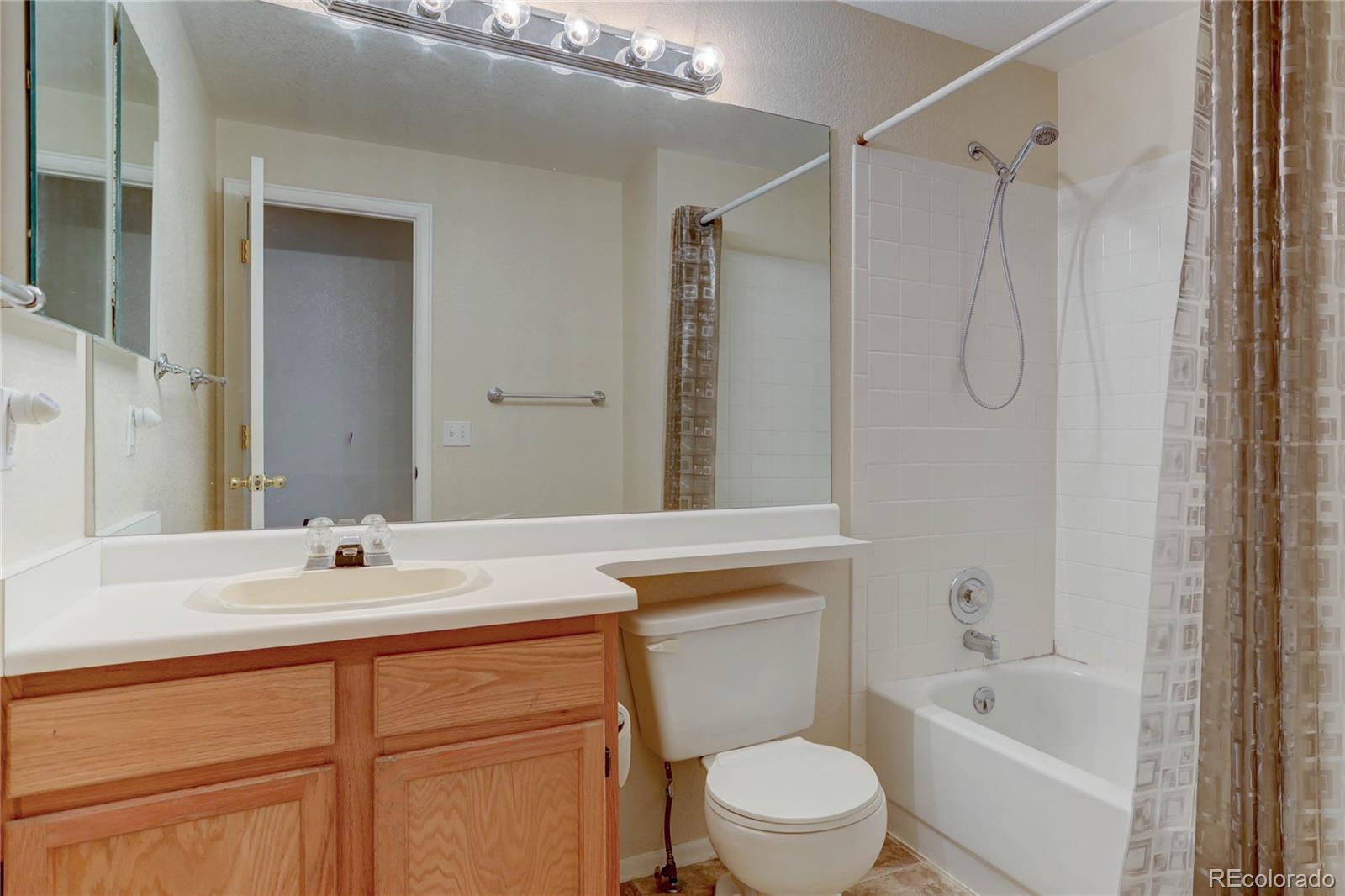 4913 S Dunkirk Way Centennial CO 80015