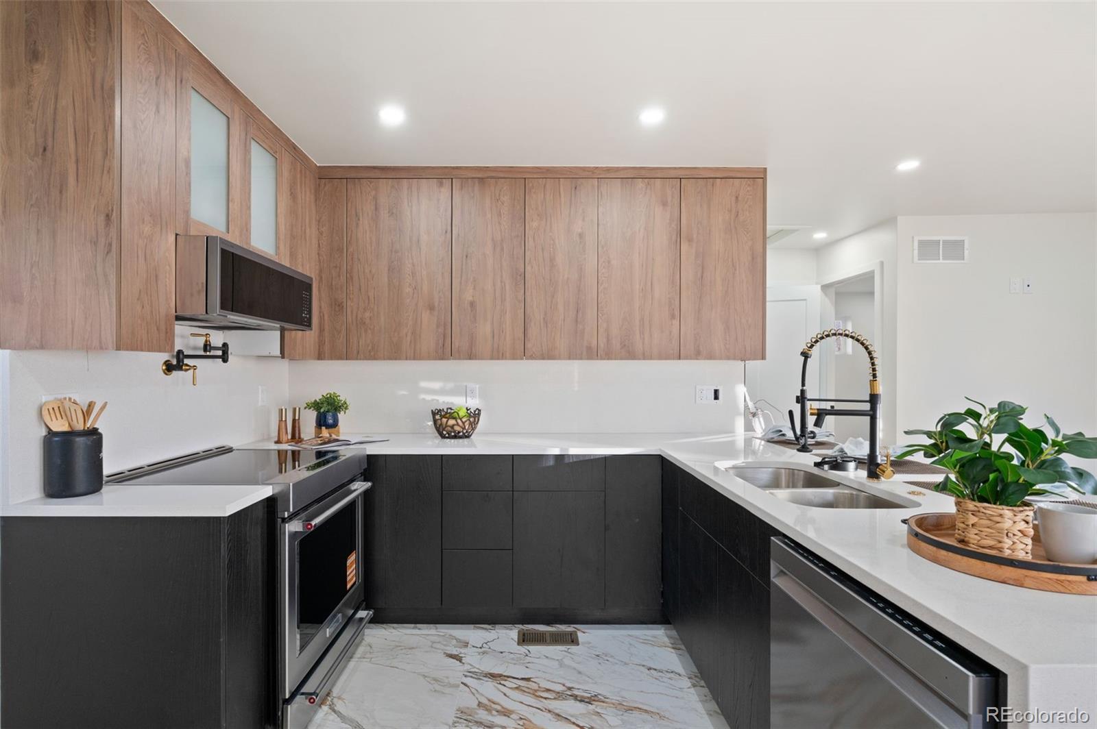 3021 Locust Street Denver CO 80207
