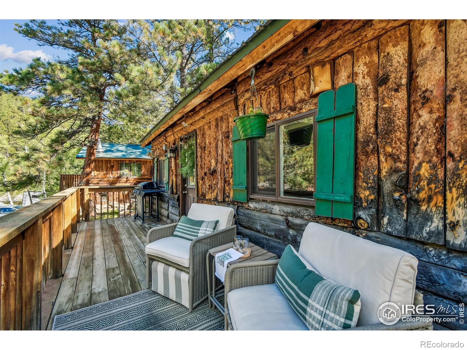 541 Riverside Drive Lyons CO 80540