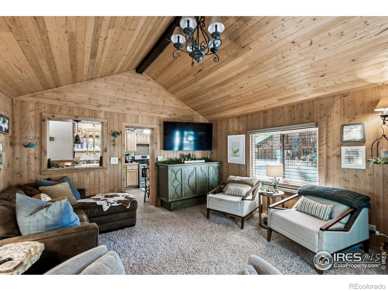 541 Riverside Drive Lyons CO 80540
