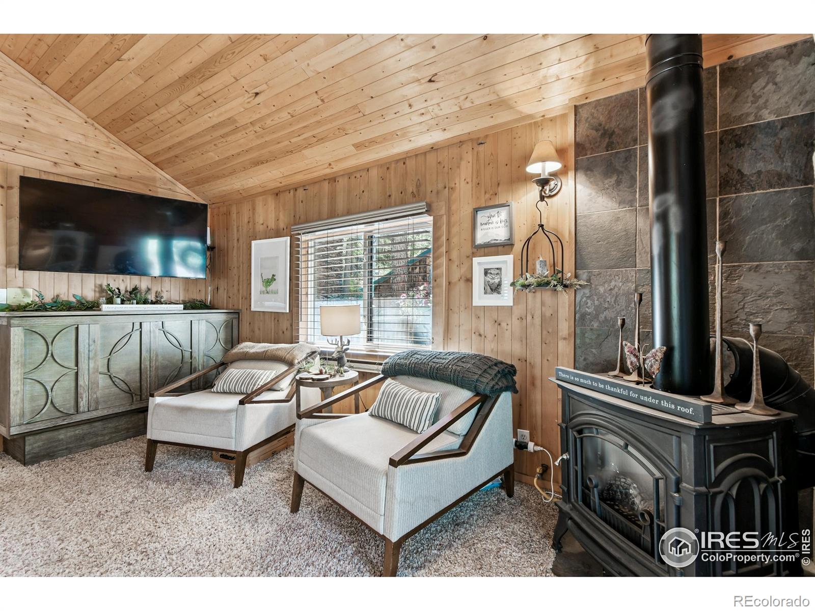 541 Riverside Drive Lyons CO 80540