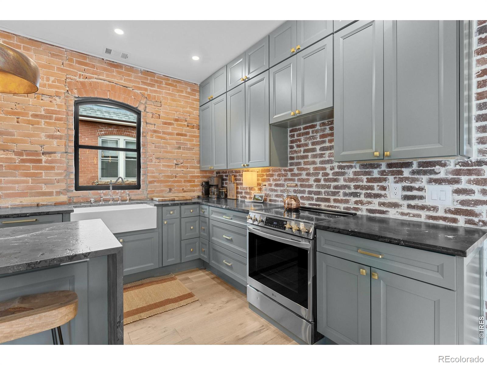 946 Portland Place Boulder CO 80304