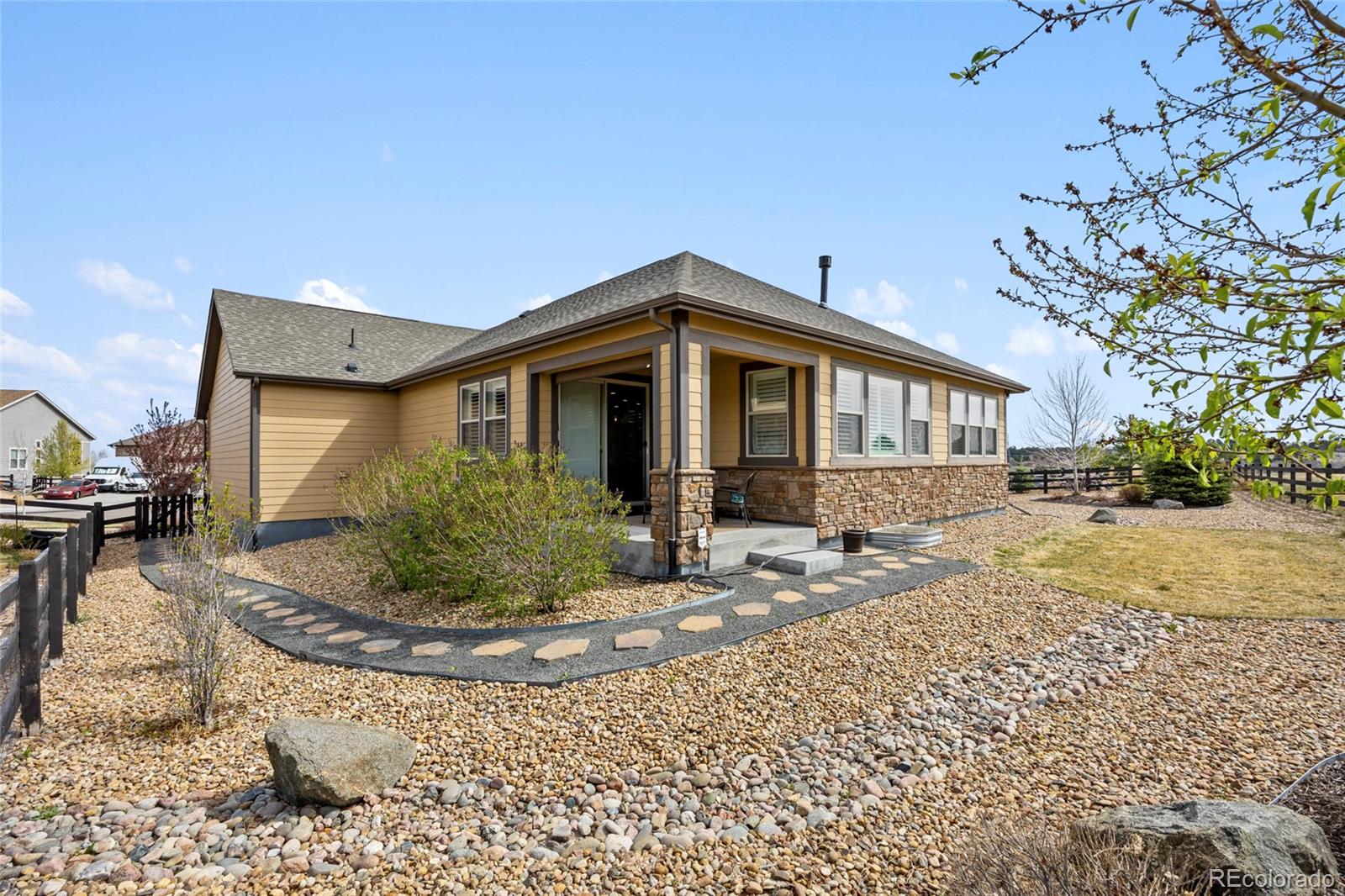 23676 E Del Norte Place Aurora CO 80016