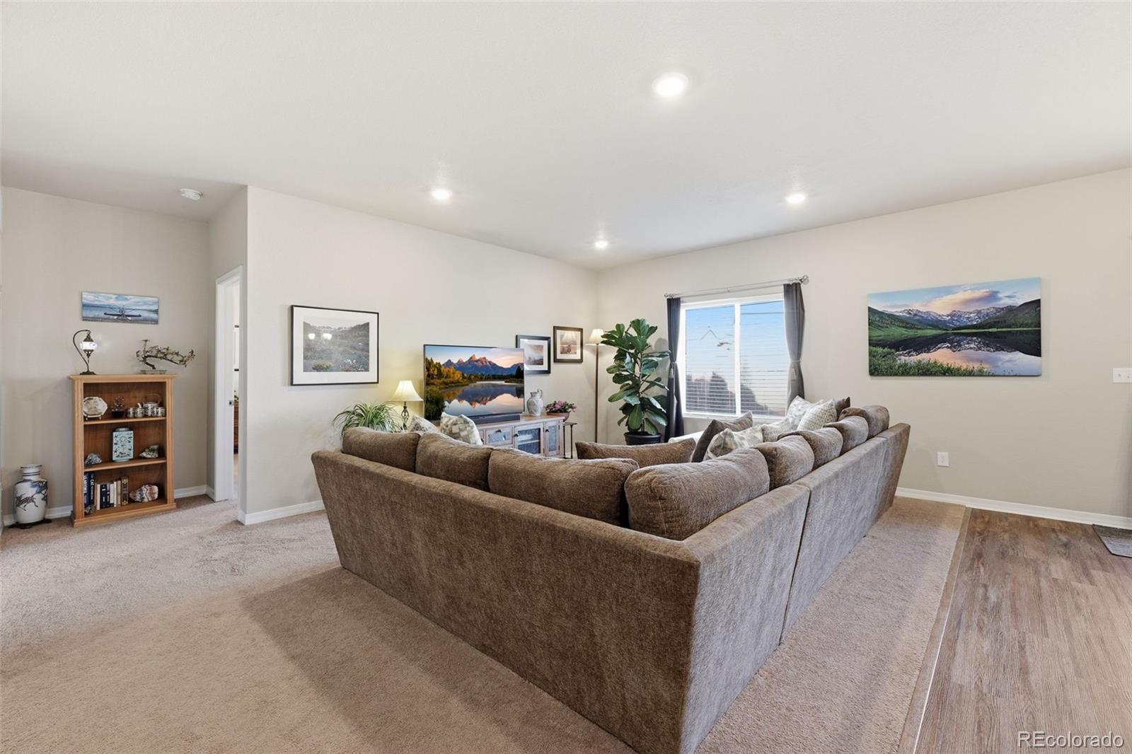 6063 Yamhill Drive Colorado Springs CO 80925