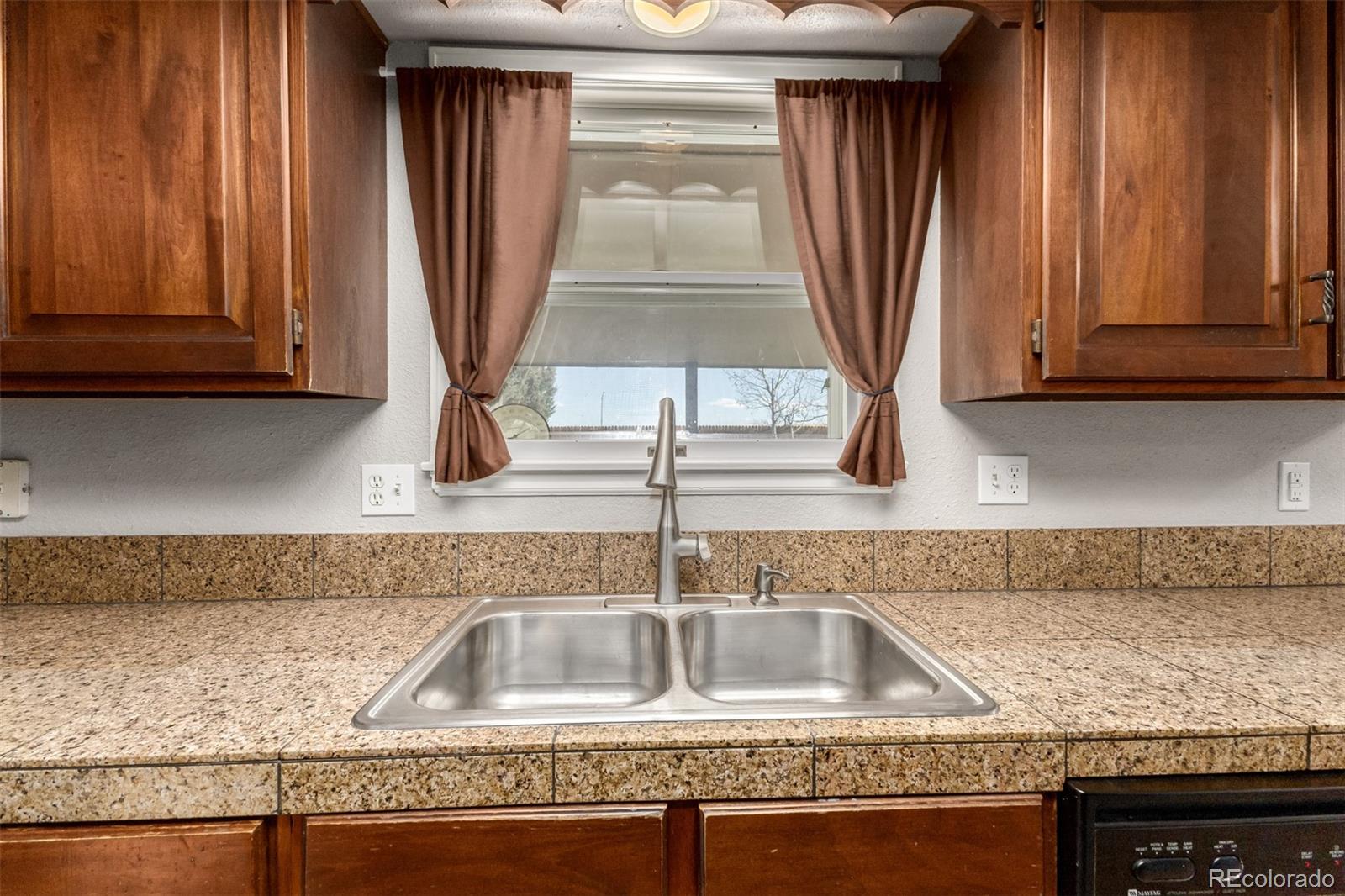 2552 S Fairplay Way Aurora CO 80014
