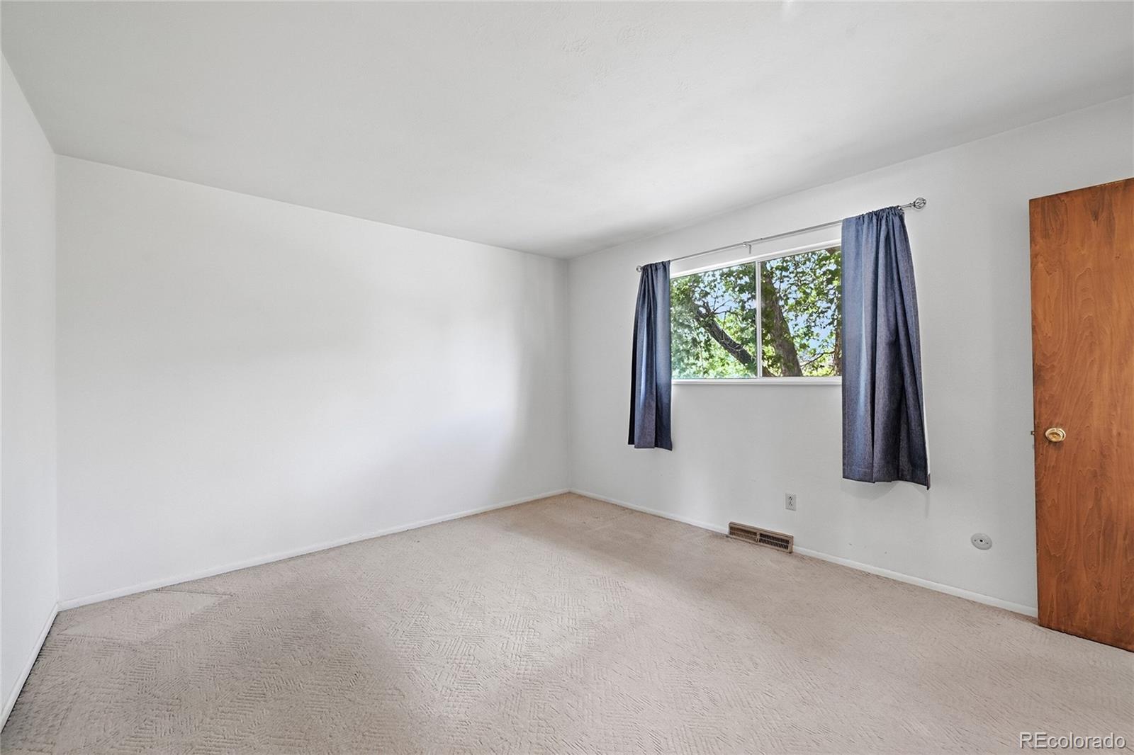 1524 Zaiger Place Colorado Springs CO 80915